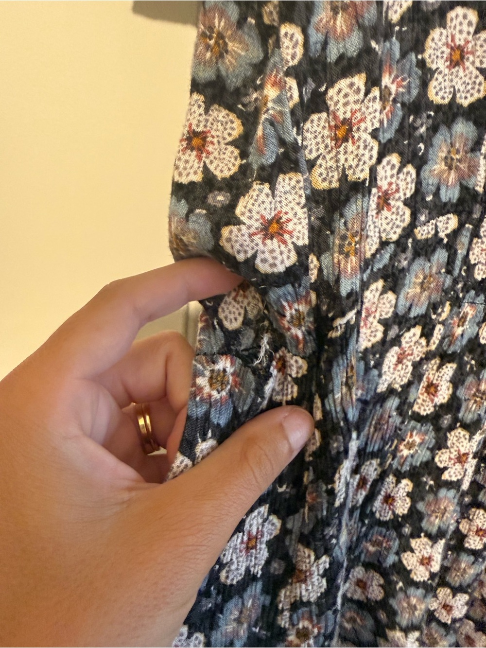 Knox Rose Navy Floral V-Neck Smocked Maxi Dress with Border Print - Picture 4 of 5